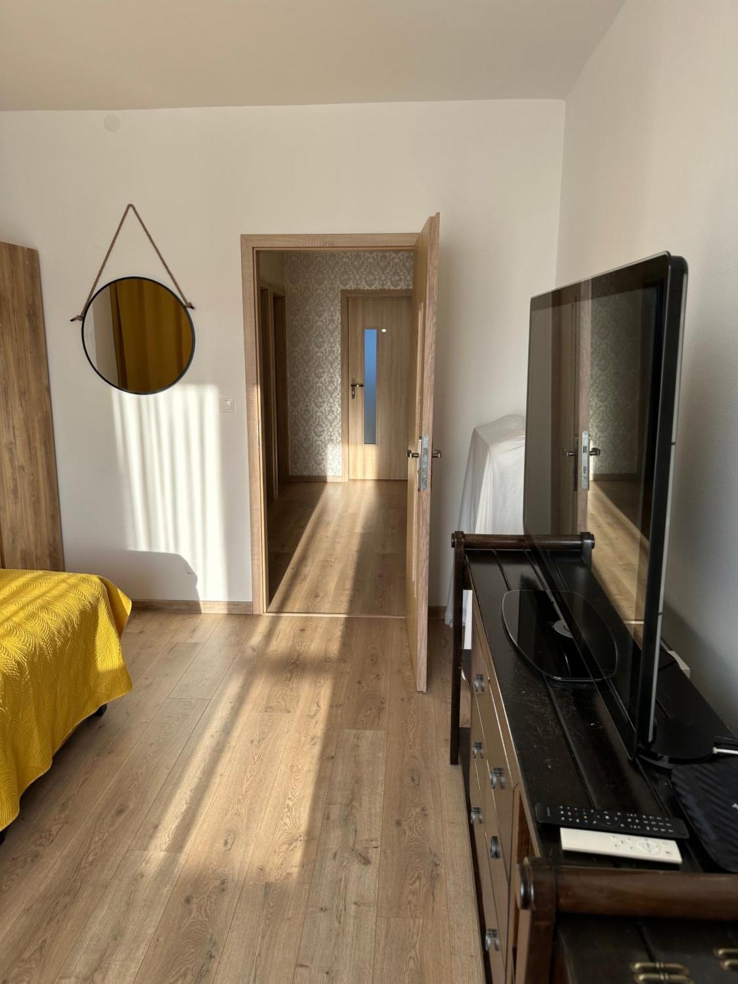 Sunny House Two Daire Bratislava Dış mekan fotoğraf